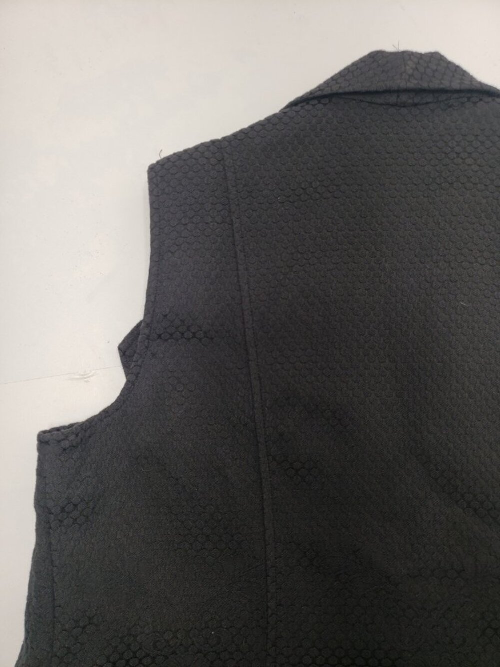 Peter Nygard Womens Size 16 Black Long Vest Textured Floral Open Front - Picture 9 of 14